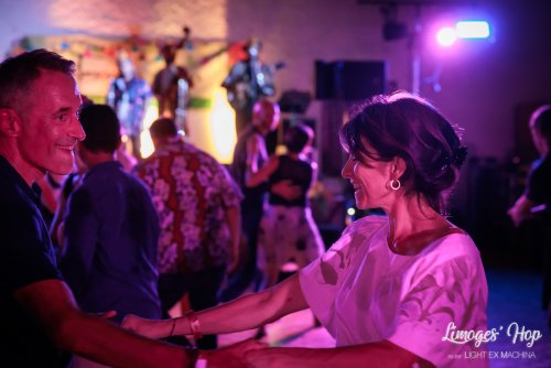 Limoges'Hop festival 2022

Partage libre avec le crédit et la citation (@lightexmachina) de l'auteur pour tout usage non promotionnel ou commercial.

© Alexandre - LIGHT EX MACHINA 2022, tous droits réservés.